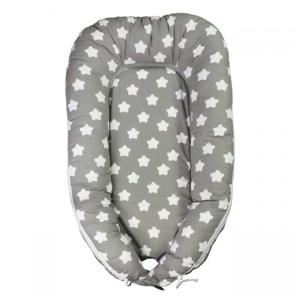 Babynest Finja with stars and dots